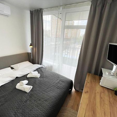 Cube House Apartment เคียฟ ภายนอก รูปภาพ