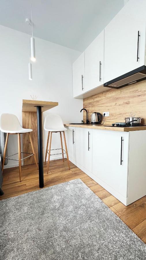 Cube House Apartment เคียฟ ภายนอก รูปภาพ