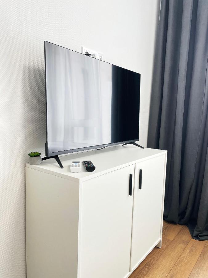 Cube House Apartment เคียฟ ภายนอก รูปภาพ