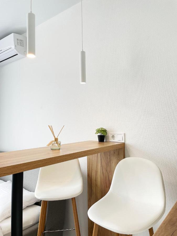 Cube House Apartment เคียฟ ภายนอก รูปภาพ