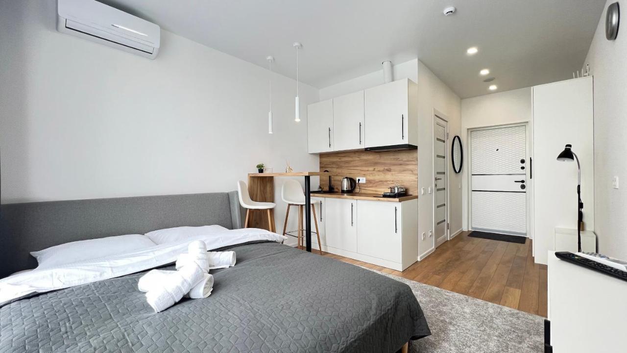 Cube House Apartment เคียฟ ภายนอก รูปภาพ