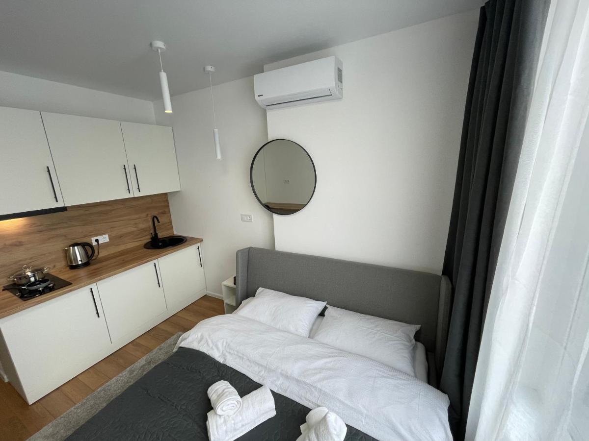 Cube House Apartment เคียฟ ภายนอก รูปภาพ