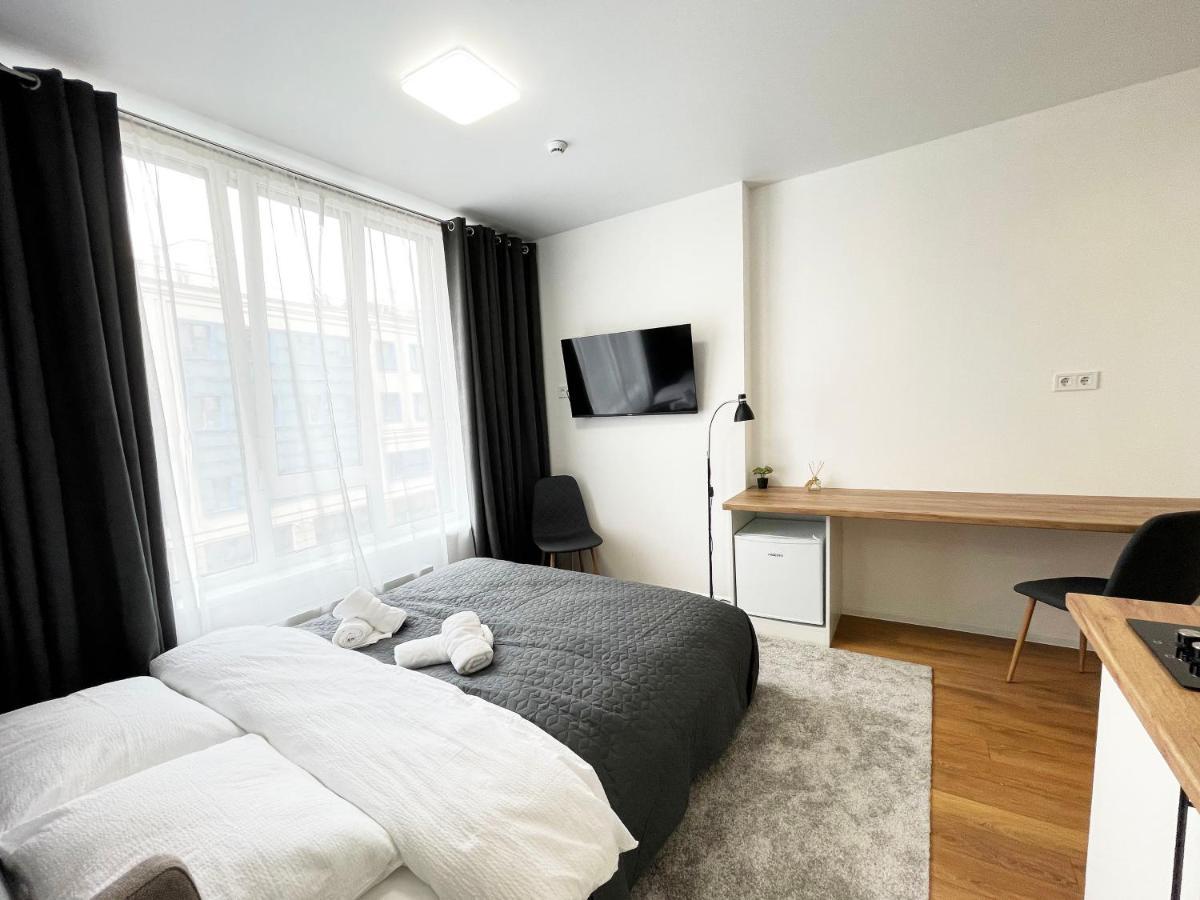 Cube House Apartment เคียฟ ภายนอก รูปภาพ