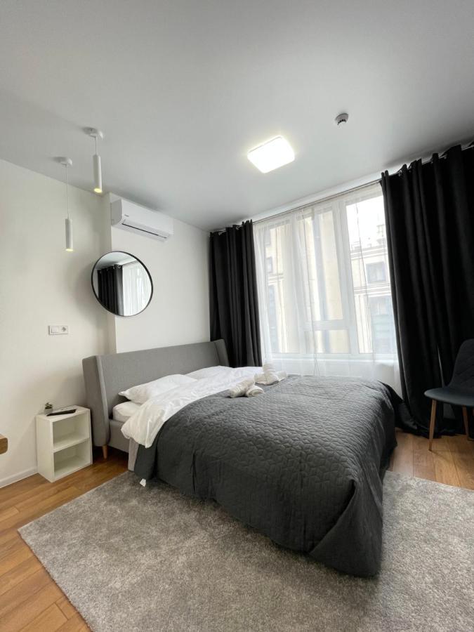 Cube House Apartment เคียฟ ภายนอก รูปภาพ