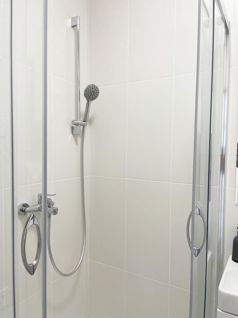 Cube House Apartment เคียฟ ภายนอก รูปภาพ